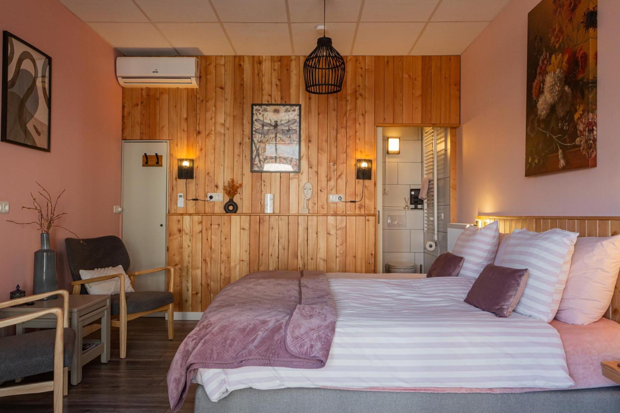 B&B Het Gelders Buitenleven Overasselt Esterno foto